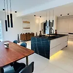 Luxury Villa Cannes,350 M2, 12 Pers, 6 Ch 6 Sdb