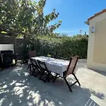 Mazet Climatise Avec Parking Et Piscine - Fr-1-816-26