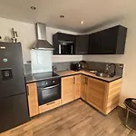 Appartement En Rez-De-Jardin Avec Terrasse Privative