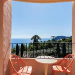 L'Evasion Luxury Apartment Stunning Sea View - Swimming Pool - Parking