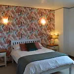 Cottage In Maire-L'Evescault, Deux-Sevres, France
