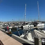 Centre Golfe Juan Plage Et Transports A Pied, 5 Min Cannes