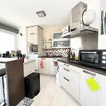 Chez Monna Confort , Residence Avec Piscine