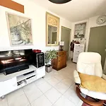 Chez Monna Confort , Residence Avec Piscine