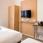 Days Inn by Wyndham Nice Centre