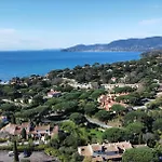 Un Petit Paradis A Gigaro