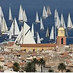 Appartement Neuf, En Centre Ville, Terrasse Et Plages 5Mn A Pieds!