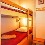 Le Lavandou: Studio 4 Pers. Vue Mer, Parking, Clim - Fr-1-803-92