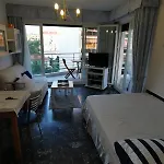 Juan-Les-Pins, Superbe Studio Vue Mer Grande Terrace Cuisine Separee