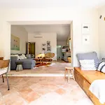 Maisonnette Entree St Tropez