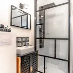 Studio Piscine Et Parking