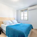 Superbe Appartement Plein Centre De St Tropez