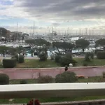 Bel Appartement Vue Sur La Marina Classe 3 Etoiles