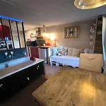 Love-Room Discret 40 M2 Bormes Les Mimosas Village Avec Terrasse