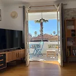 Flat With Garden Near Sea