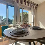 Studio Coco'B - Frejus Plage - 4 Pers - Parking - 7Min A Pied De La Plage - Clim - Wifi - Capitalchic Service Frejus