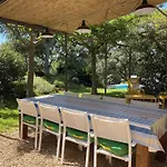 Les Arbousiers - Villa Climatisee Avec Piscine, Au Calme