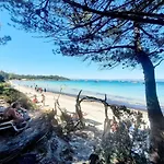 Studio 4 Personnes Sur La Presqu'Ile De Giens Avec Piscine Et Acces Direct Sur La Plage