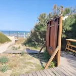 Studio 4 Personnes Sur La Presqu'Ile De Giens Avec Piscine Et Acces Direct Sur La Plage