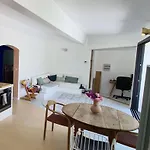 Maison Bord De Mer