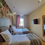 Hotel De La Mer