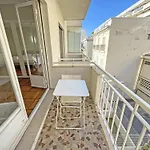 Suffren Promenade - Promenade Holiday