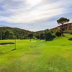 2 Pieces En Rez-De-Jardin Avec Vue Mer, Piscine Et Parking A Saint-Raphael - Fr-1-504-567