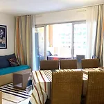 Bel Appartement Avec Grande Terrasse A 50M De La Plage