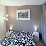 2-Room Pool, Beach And Harbor