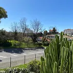 Appartement Lumineux Et Climatise, Face Au Parc Prive Et A 10 Mins De La Plage