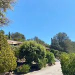 Superbe Petite Villa Moderne Surplombant La Mer