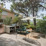 Spacious Apartment In Sainte-Maxime