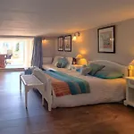 Villa 4 Bedroom With Pool, 5 Minutes Cannes