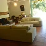 Agreable Villa Fleurie Sur L'Ile De Porquerolles