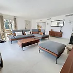 3 Bedrooms Villa Near Cannes - Pool & Jacuzzi - Sea View