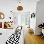 Hotel Les Volets Rouges - Cassis