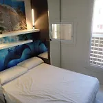Suite 1 Chambre, 1 Sejour, Climatise, Piscines, 400M De La Mer