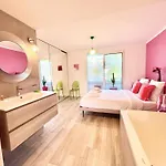 Royal Pink - Appartement Design - Vue De Reve - Parking Gratuit