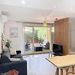 Appartement Avec Grande Terrasse