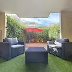 Appartement Avec Grande Terrasse