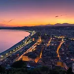 Appartement Au Coeur De Nice