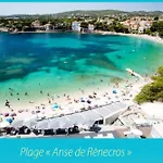 2-Bedroom Apartment Near The Beach