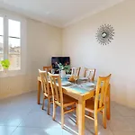 3 Bedroom Flat, 50 Metres From Monaco!