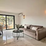 Luxury Appartment With Terrasse And Side Sea View