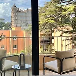 Luxury Appartment With Terrasse And Side Sea View