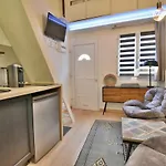 Cozy Studio 5 Min Walk Palais Port Beach