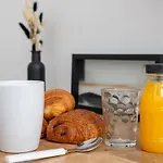La Douce Escale