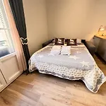 Central Studio With Mezzanine 3 Minutes To Sea