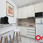 Studio Climatise Avec Parking A 2 Pas Des Plages - Fr-1-647-46