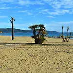 Appartement Avec Terrasse, Clim, Parking Prive - Cavalaire-Sur-Mer - Fr-1-226B-153